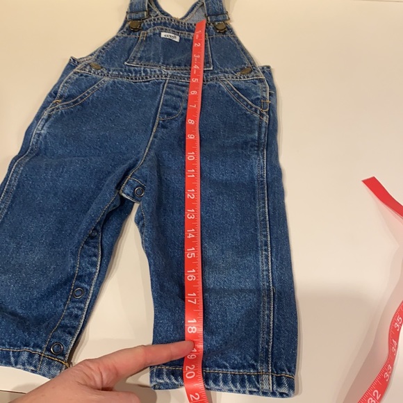 Adorable VTG 80’a BABY GUESS jean overalls 24 months - Picture 4 of 5